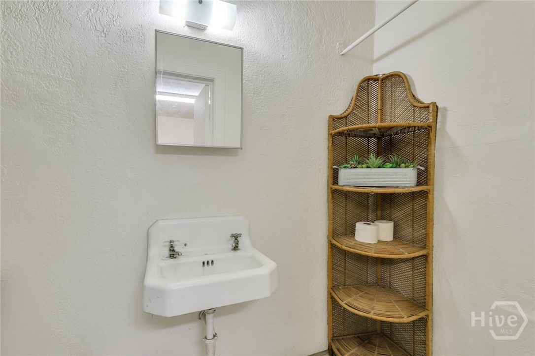 5013 Ogeechee Road Property Photo 15
