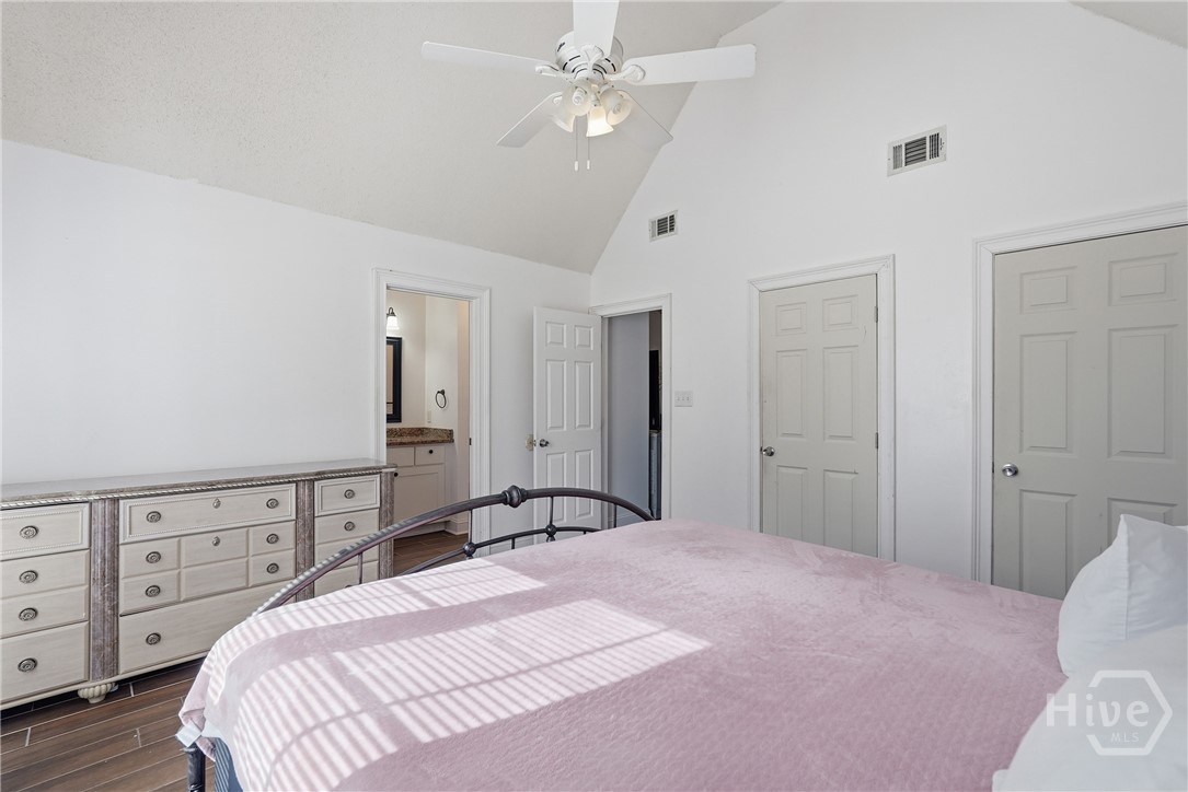 126 S Robinhood Drive Property Photo 17