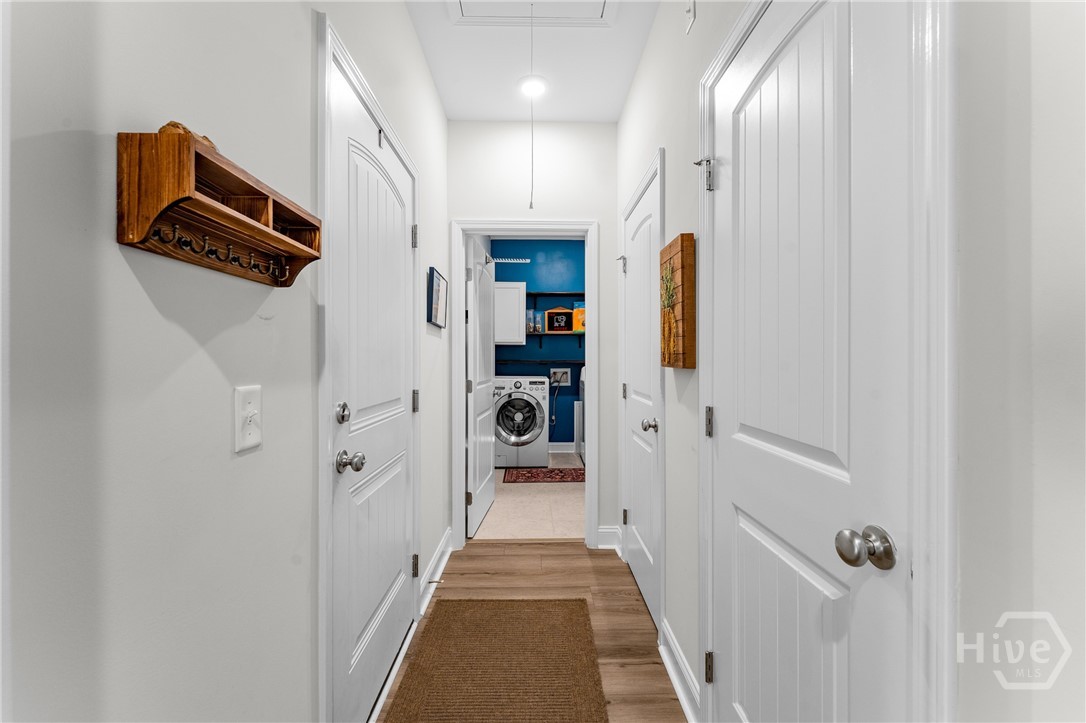 203 Glick Way Property Photo 13