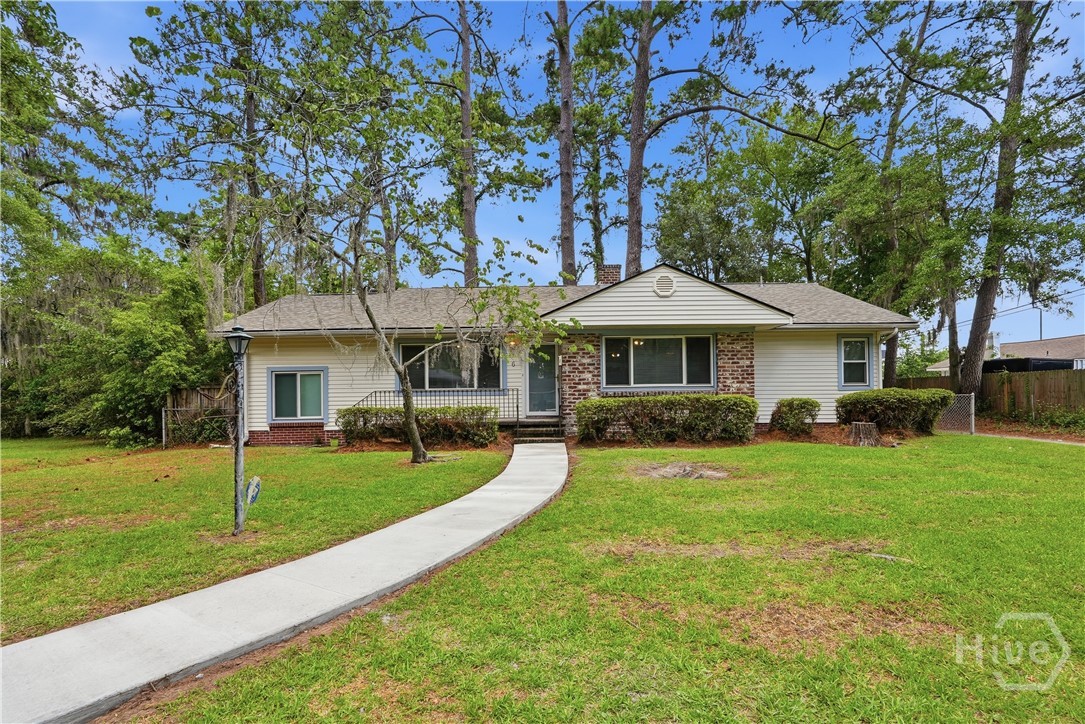 6 Linden Drive Property Photo 1