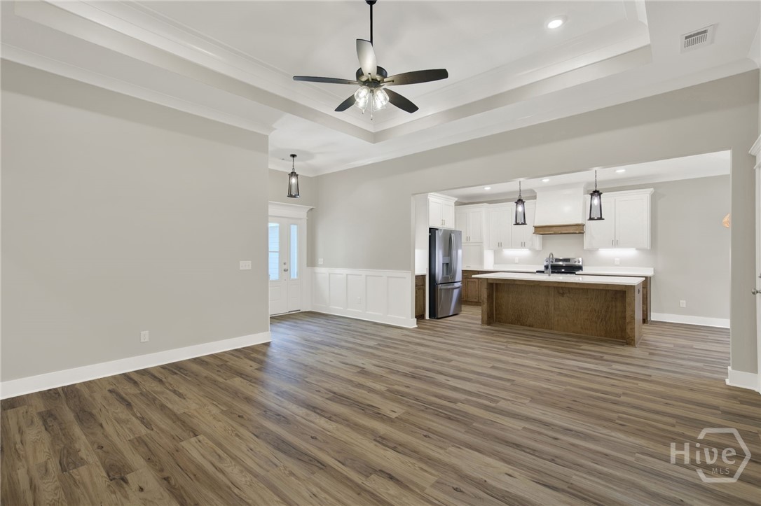 1147 White Tail Drive Ne Property Photo 8