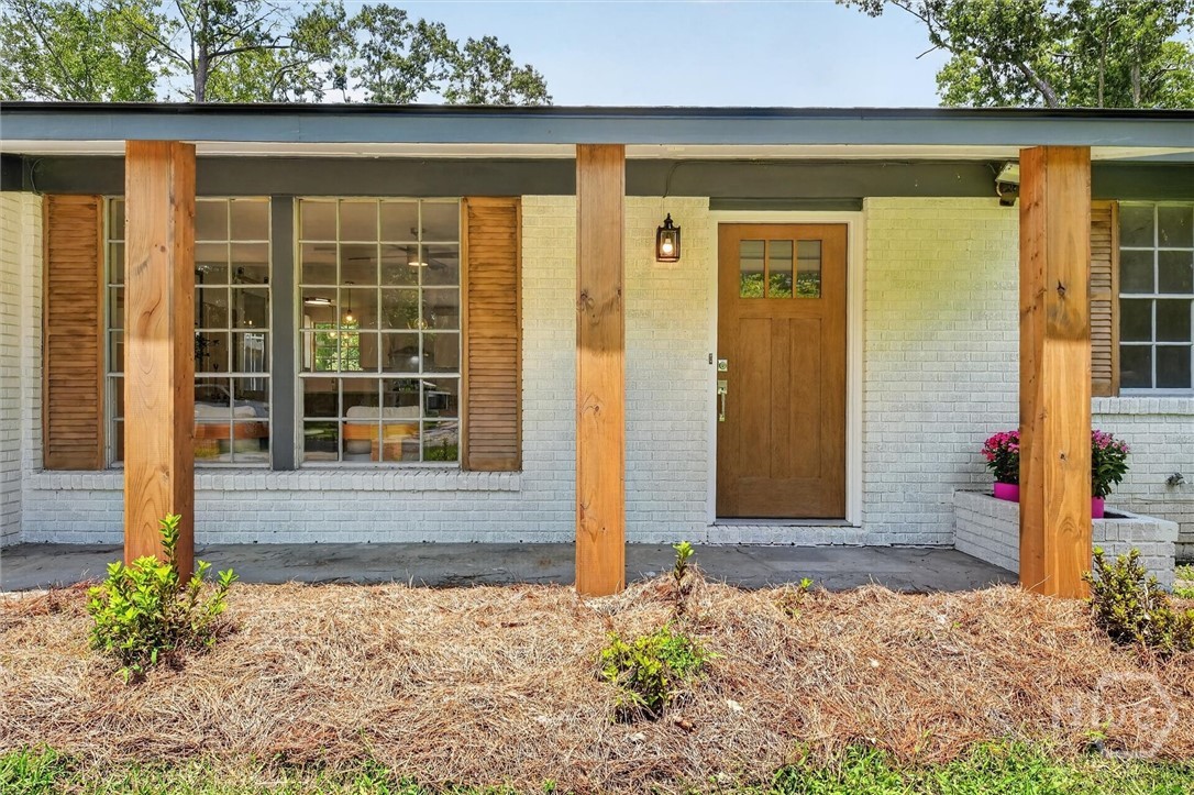 22 Monica Boulevard Property Photo 4