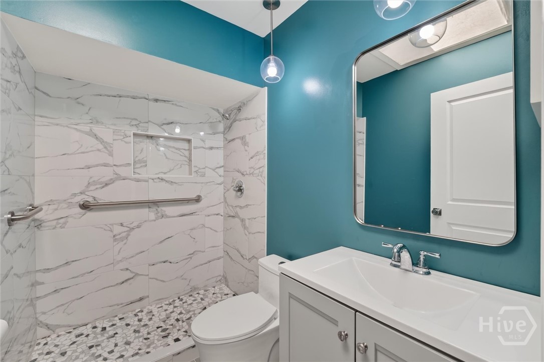 22 Monica Boulevard Property Photo 14