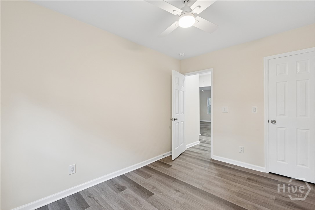 1208 E 55th Street Property Photo 13