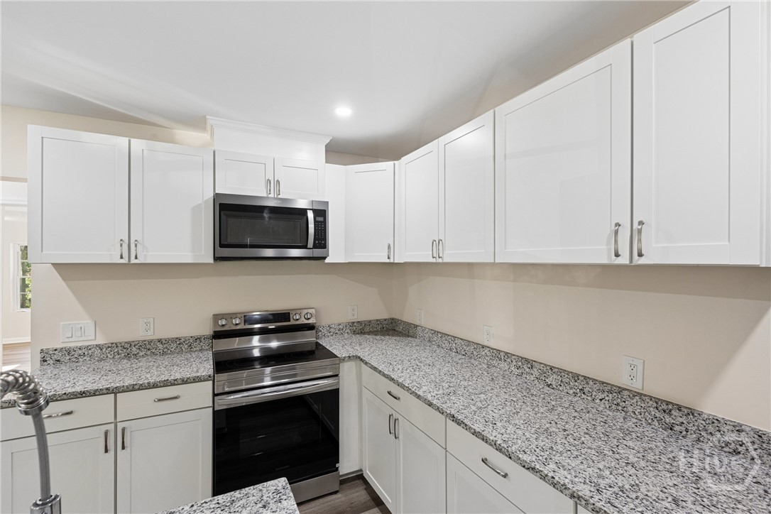 1208 E 55th Street Property Photo 26