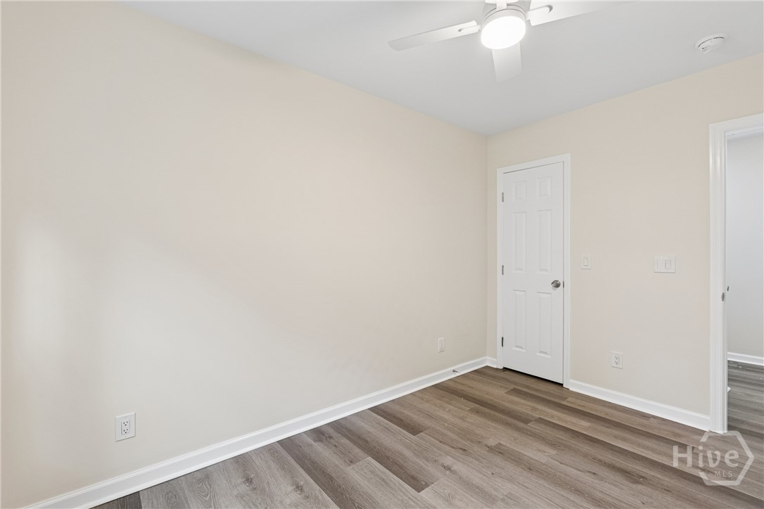 1208 E 55th Street Property Photo 33