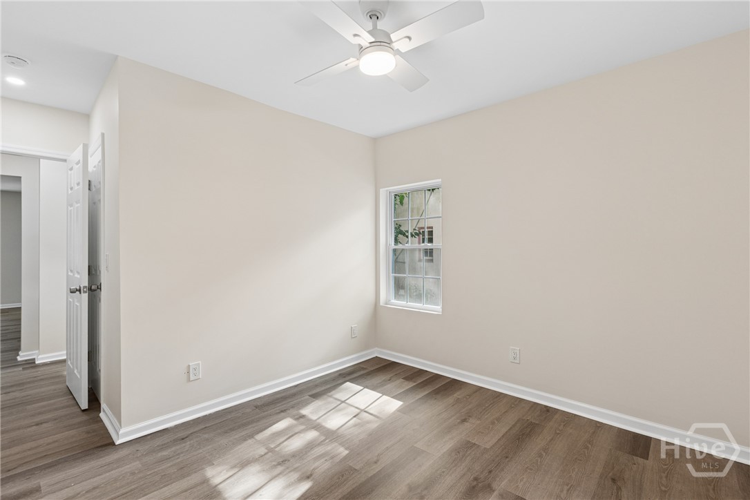 1208 E 55th Street Property Photo 36