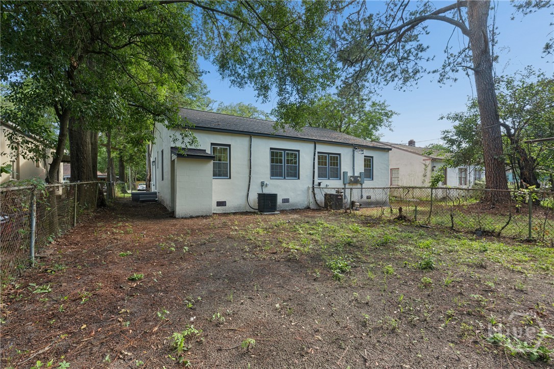 1208 E 55th Street Property Photo 42