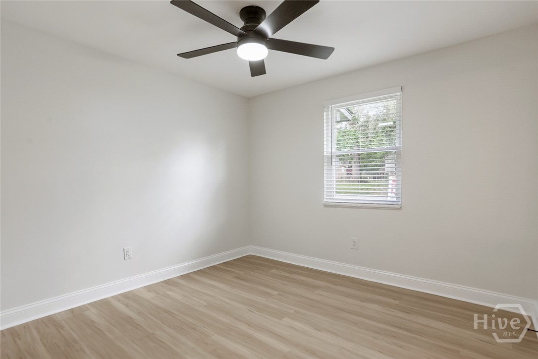 1217 E 34th Street Property Photo 24
