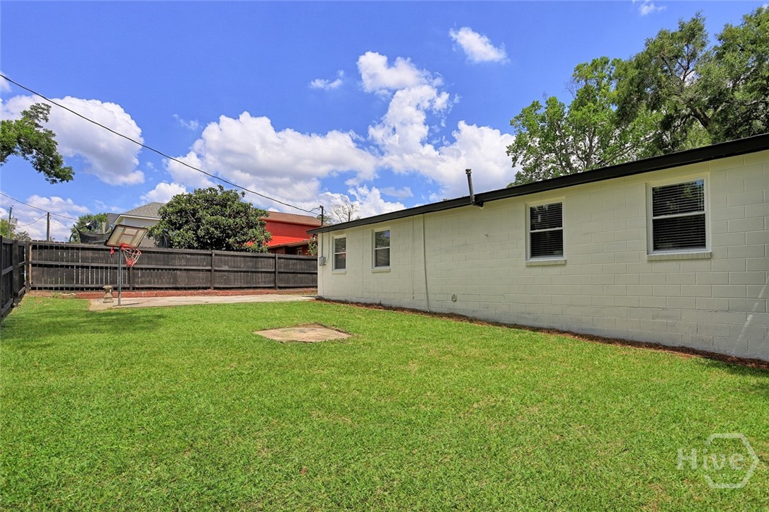 1217 E 34th Street Property Photo 42