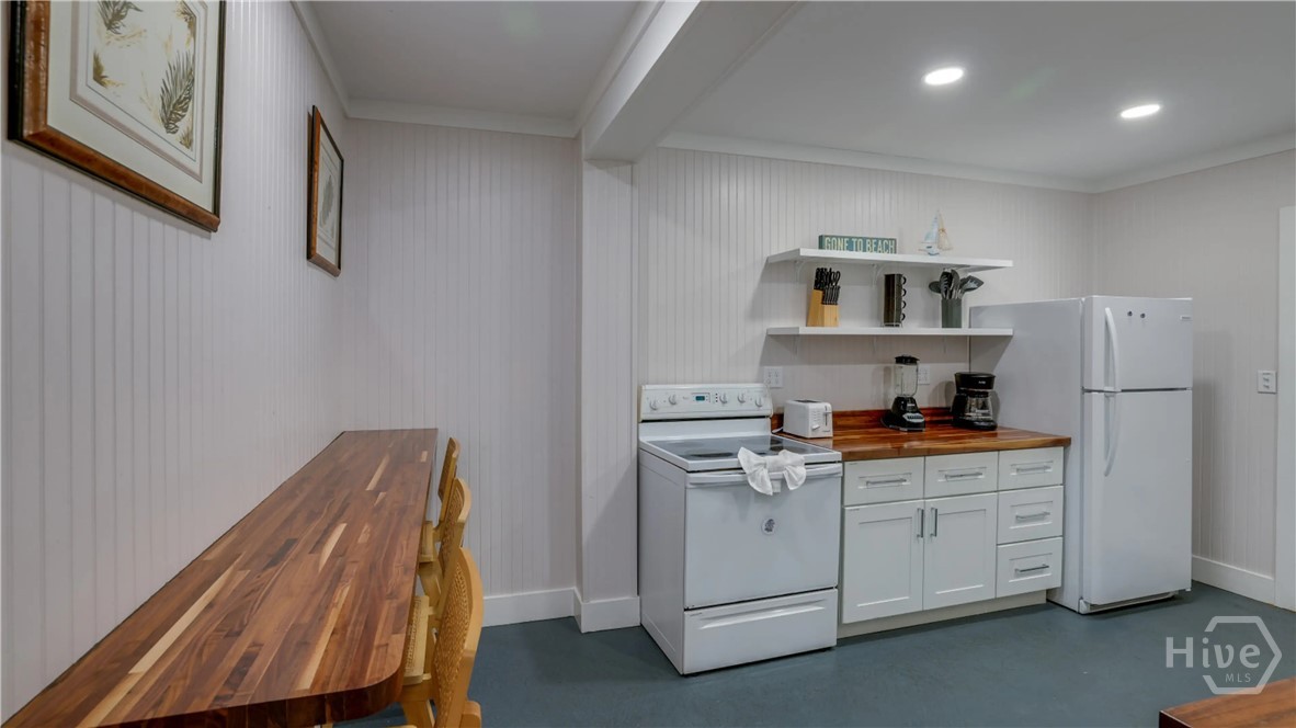 104 18th Street B Property Photo 7