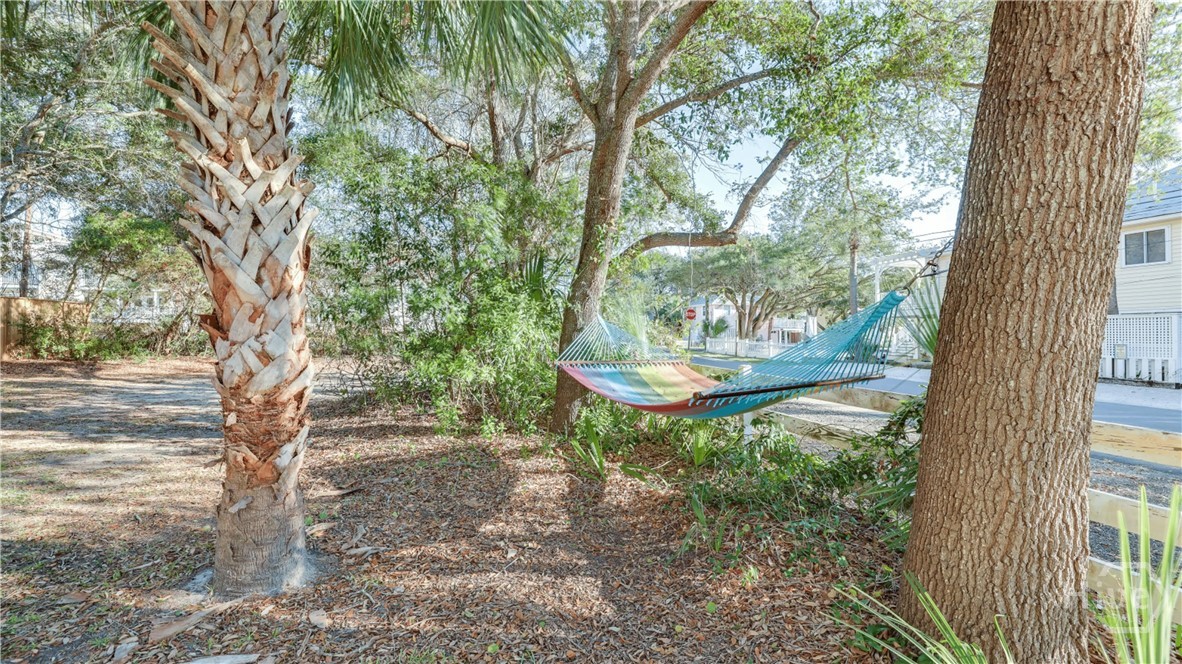 104 18th Street B Property Photo 18