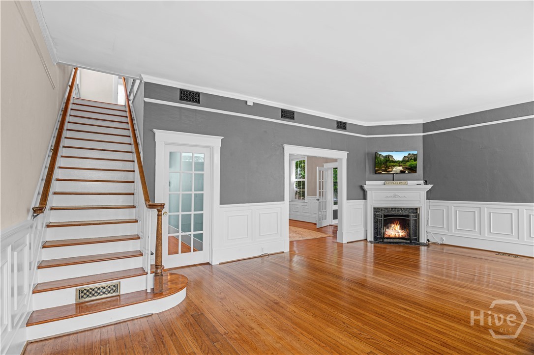 202 E 49th Street Property Photo 19
