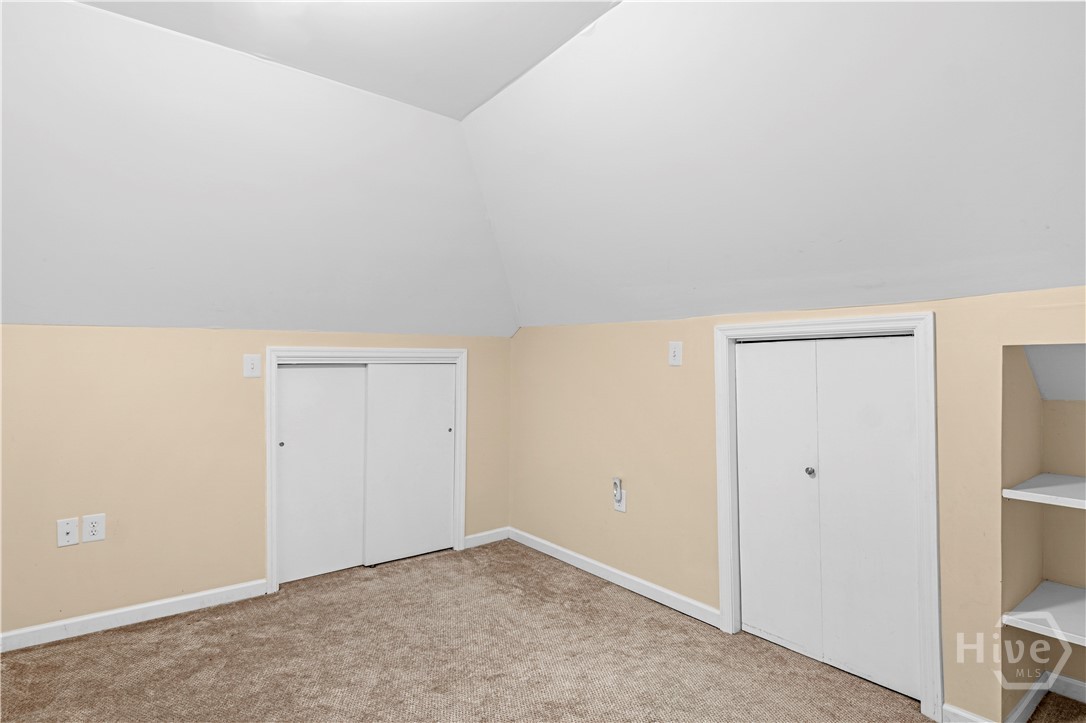202 E 49th Street Property Photo 33