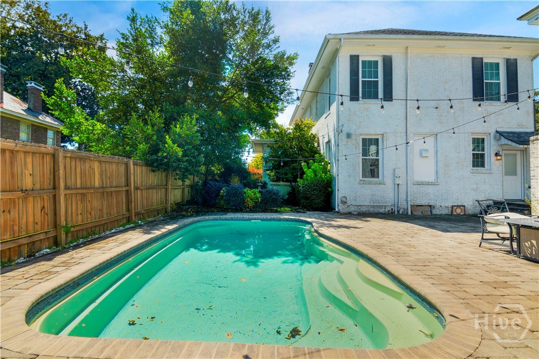 202 E 49th Street Property Photo 40