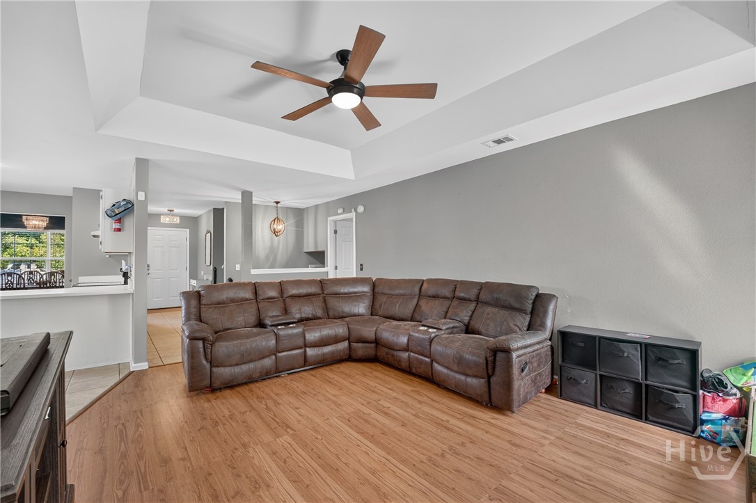115 Rivermarsh Drive Property Photo 12