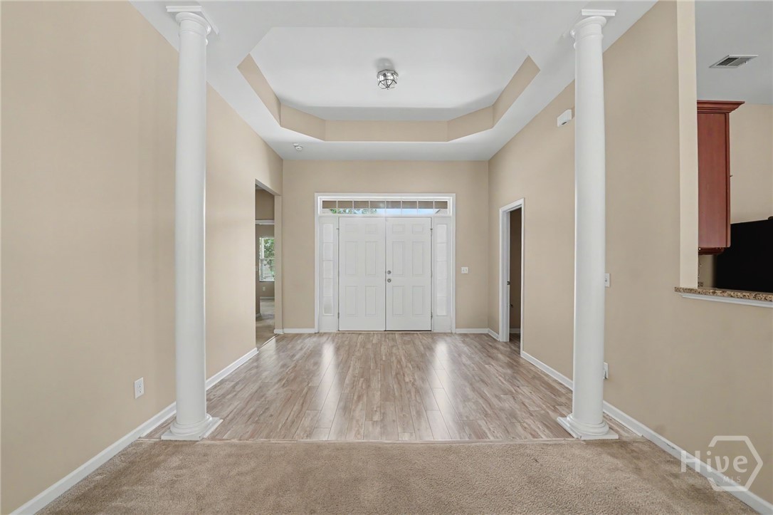 466 Stonebridge Circle Property Photo 6