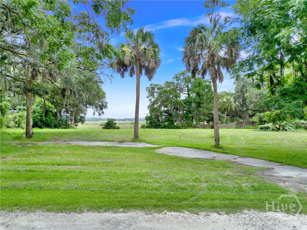 150 Rendant Avenue Property Photo 3