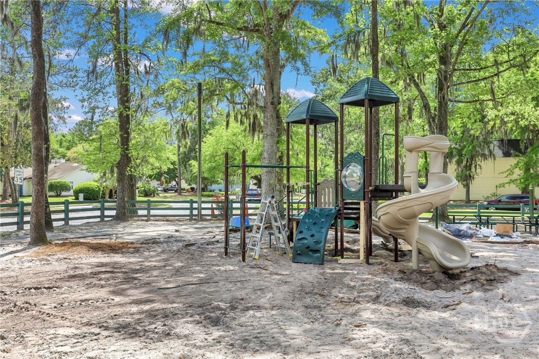 107 Dukes Way Property Photo 45