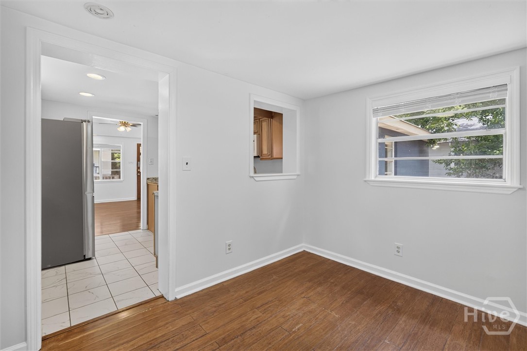 703 E 34th Street Property Photo 10