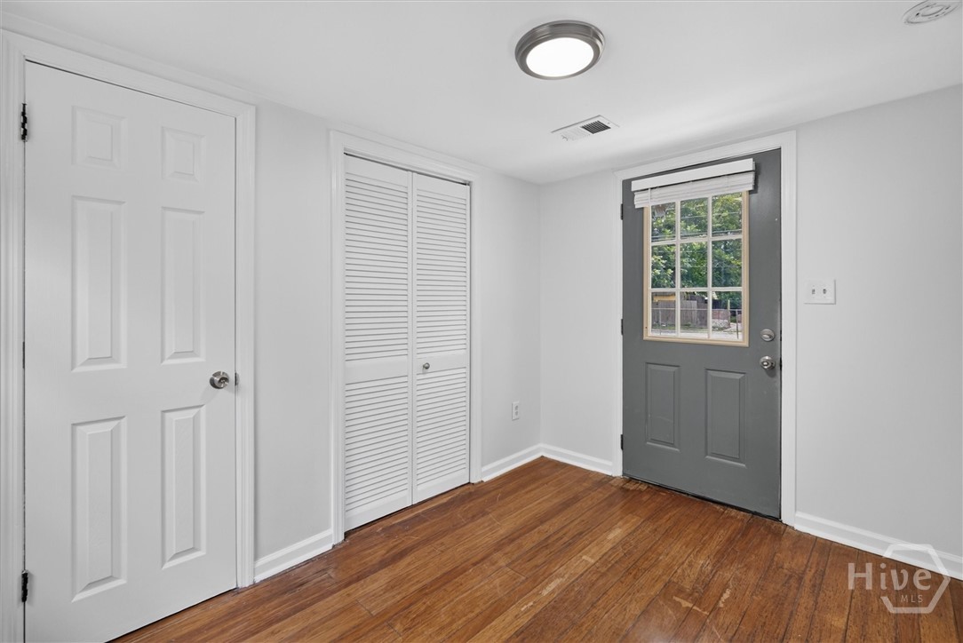 703 E 34th Street Property Photo 12