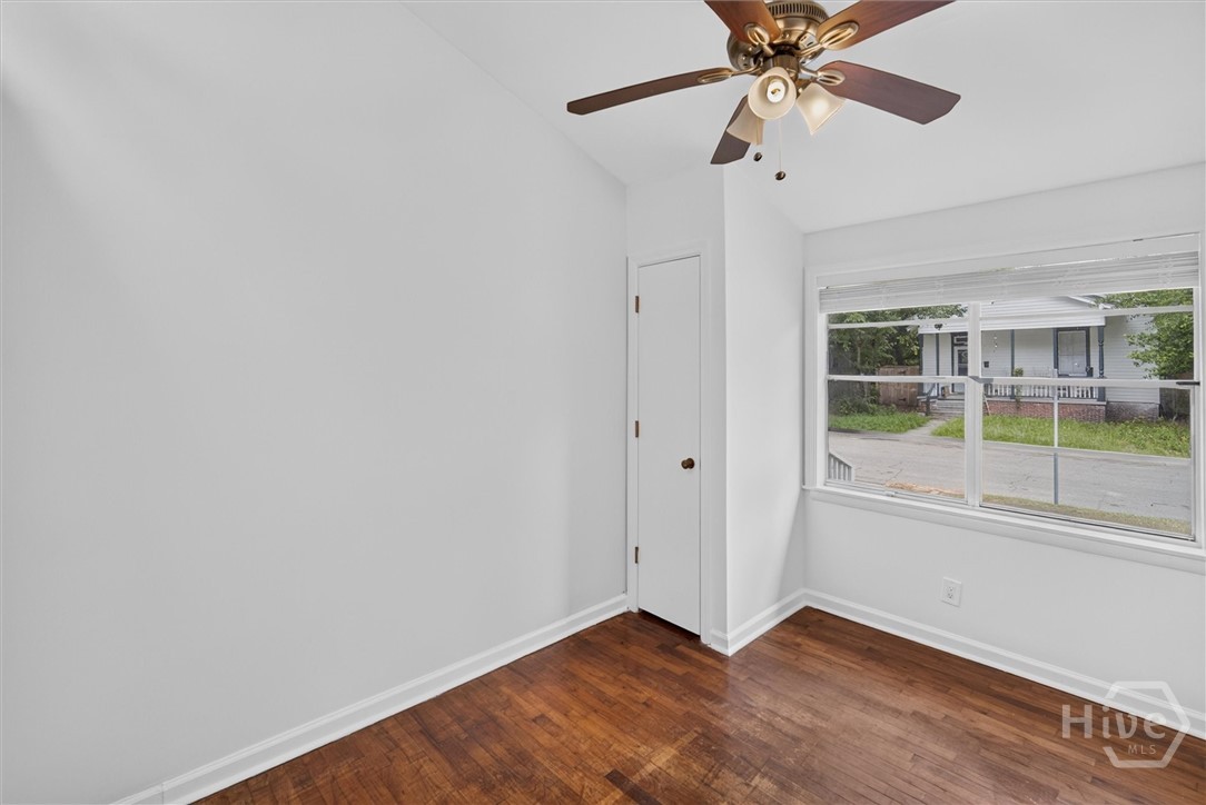 703 E 34th Street Property Photo 15