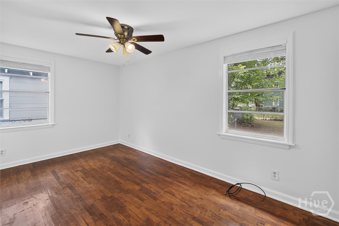 703 E 34th Street Property Photo 18