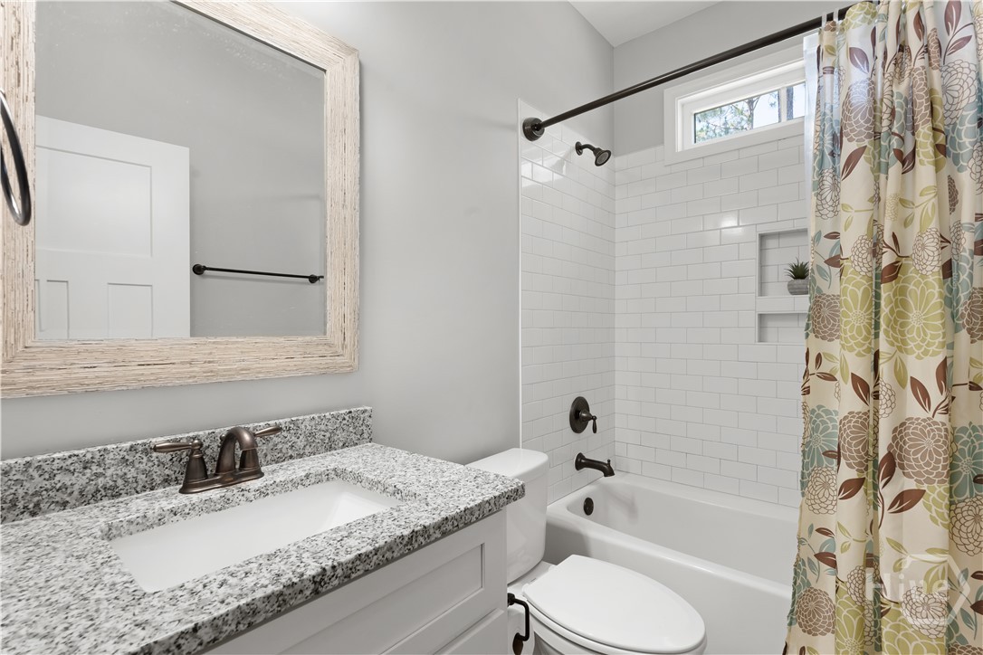106 Hinterland Trail Property Photo 12
