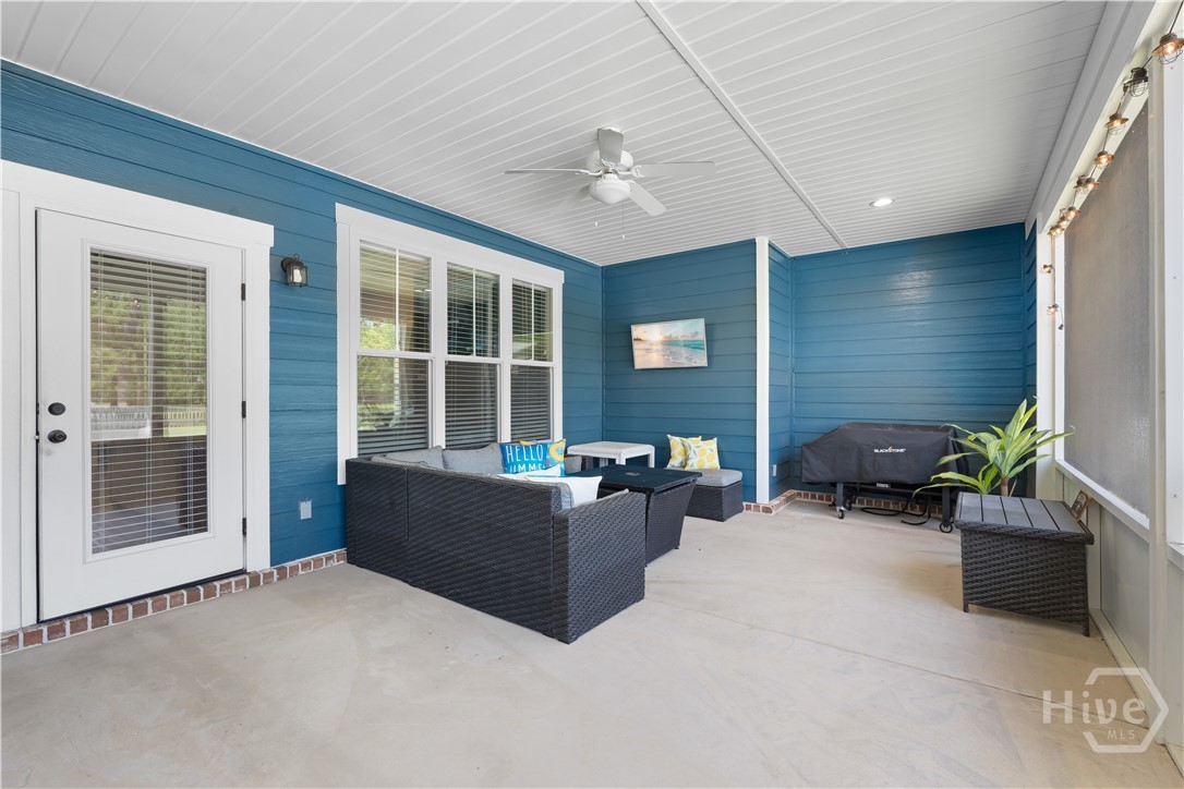 106 Hinterland Trail Property Photo 37