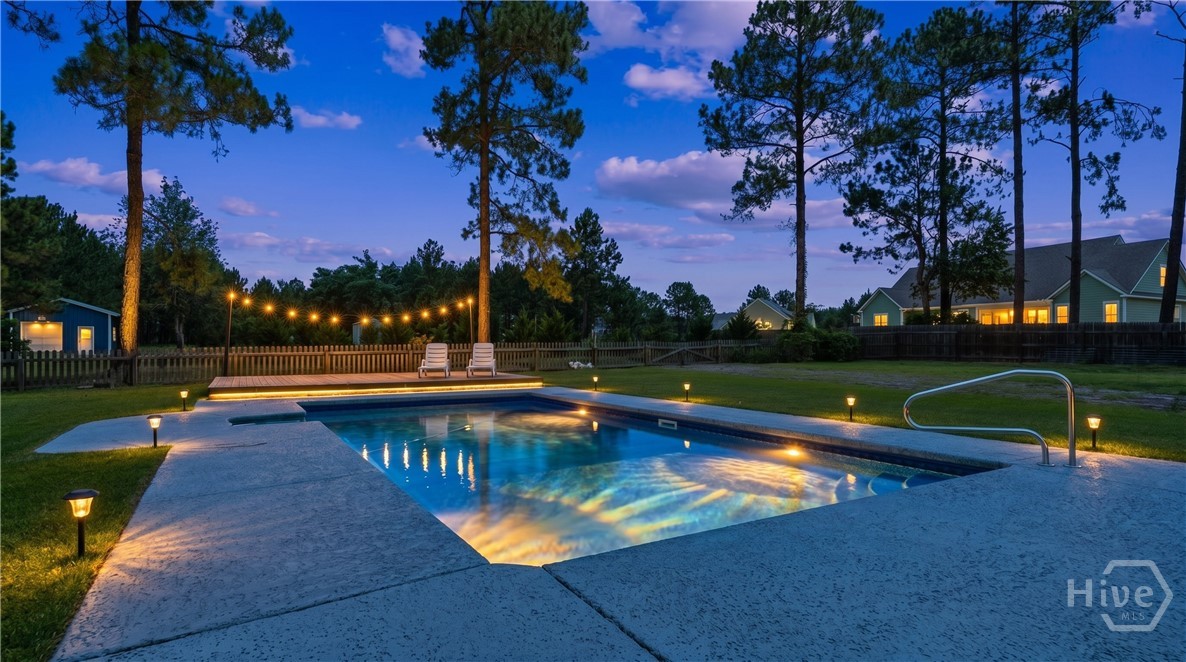 106 Hinterland Trail Property Photo 40