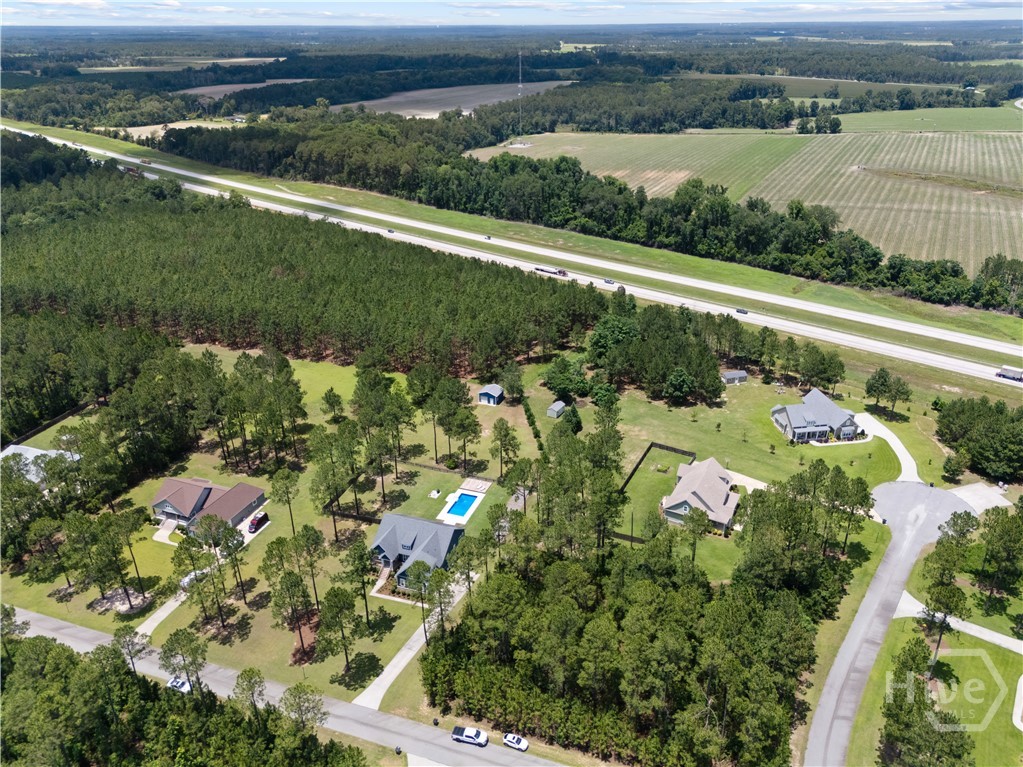 106 Hinterland Trail Property Photo 45