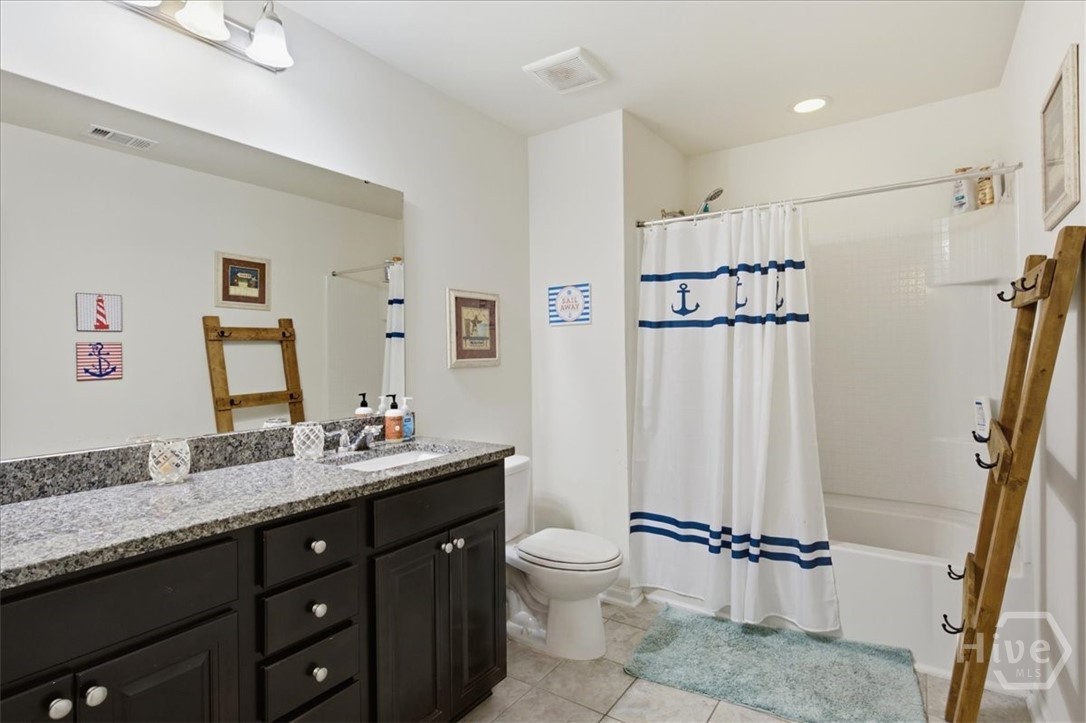 379 Southwilde Way Property Photo 32