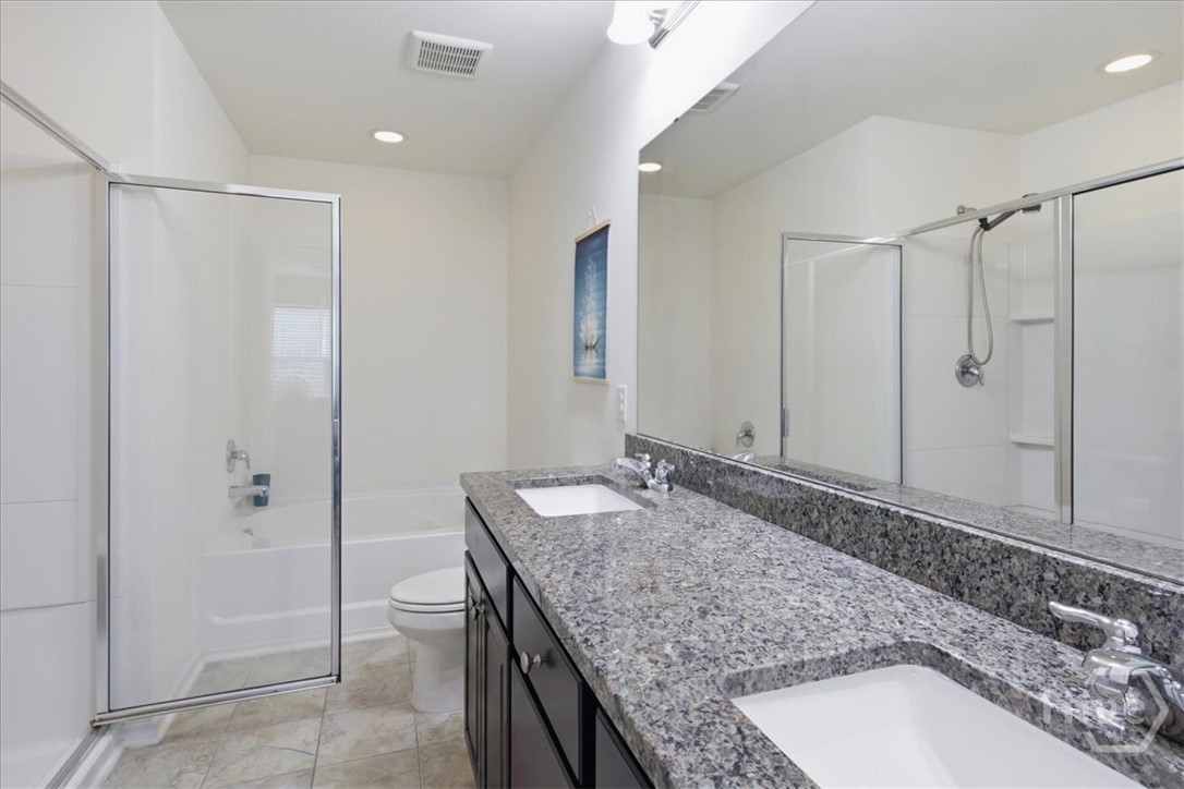379 Southwilde Way Property Photo 38