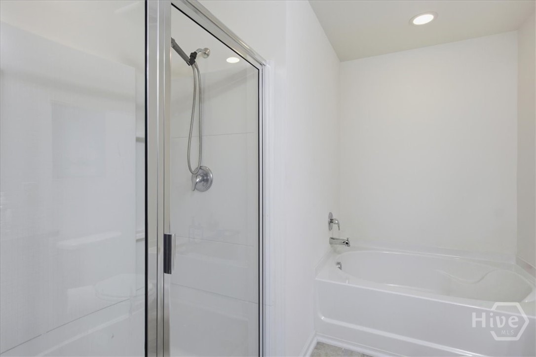 379 Southwilde Way Property Photo 39