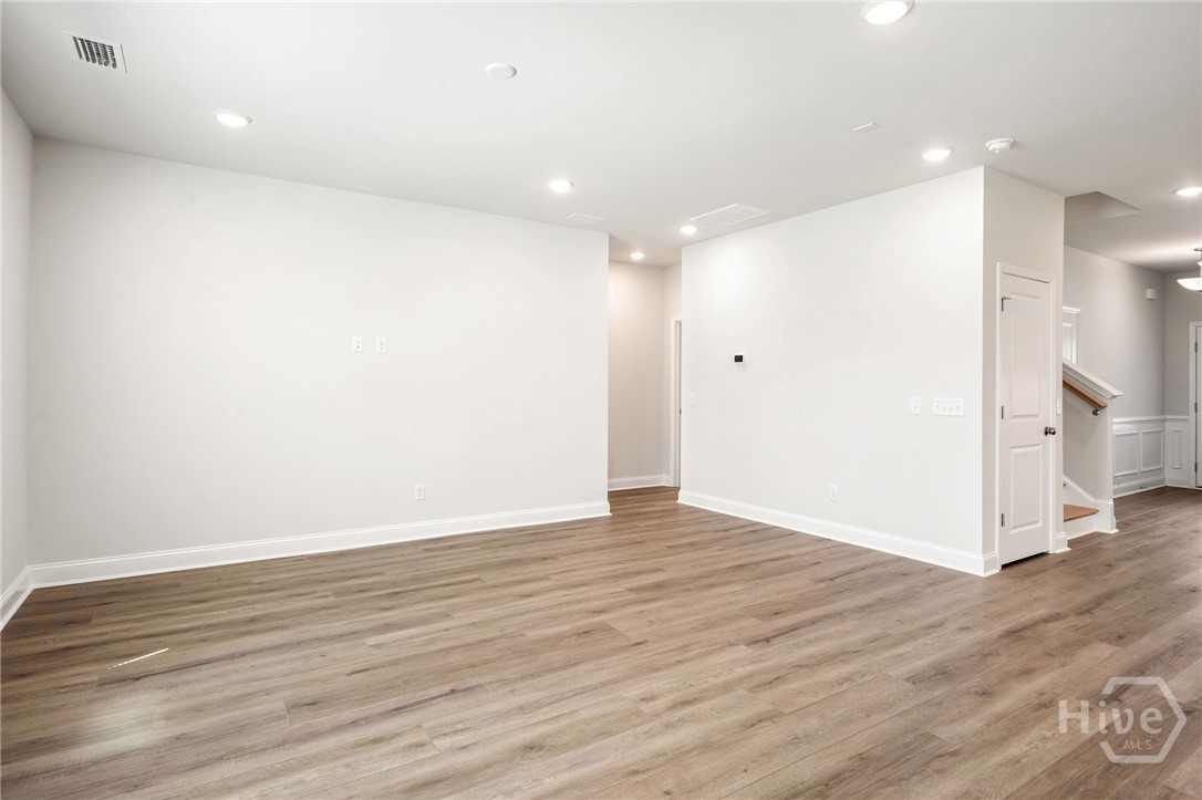 338 Pulaski Drive Property Photo 11