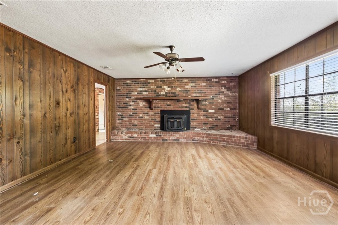 107 Middleton Drive Property Photo 8