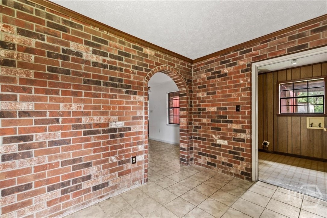 107 Middleton Drive Property Photo 12