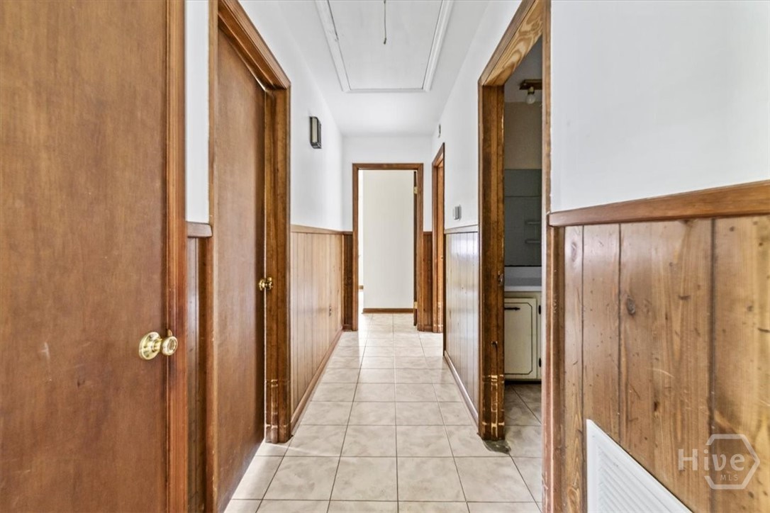 107 Middleton Drive Property Photo 18