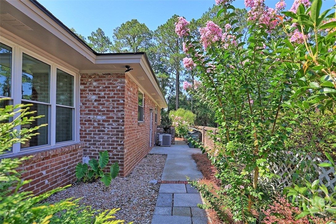 1462 Marlborough Way Property Photo 33