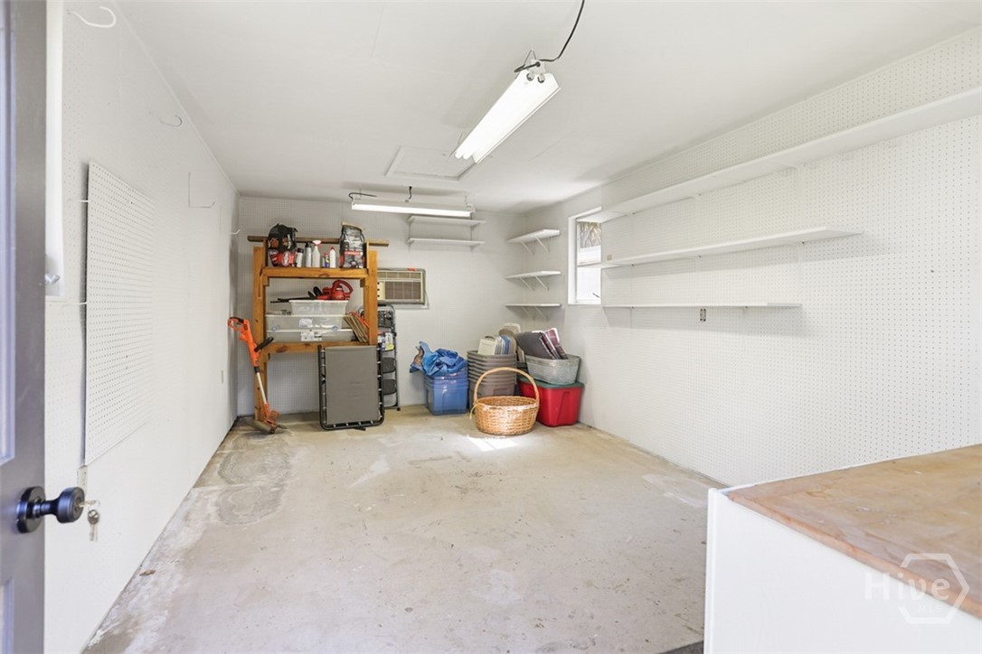 1462 Marlborough Way Property Photo 34