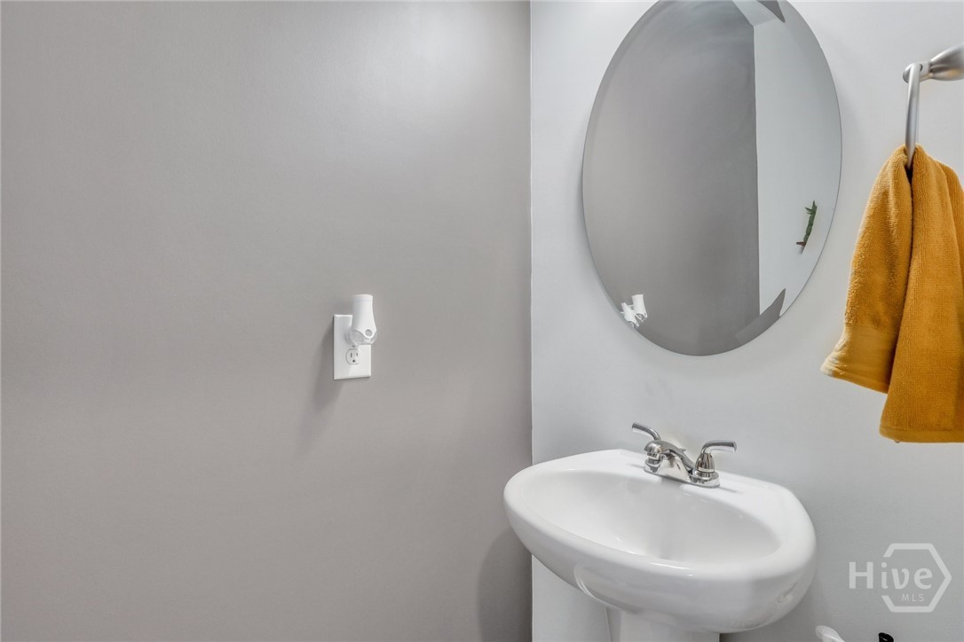 323 Excel Drive Property Photo 19