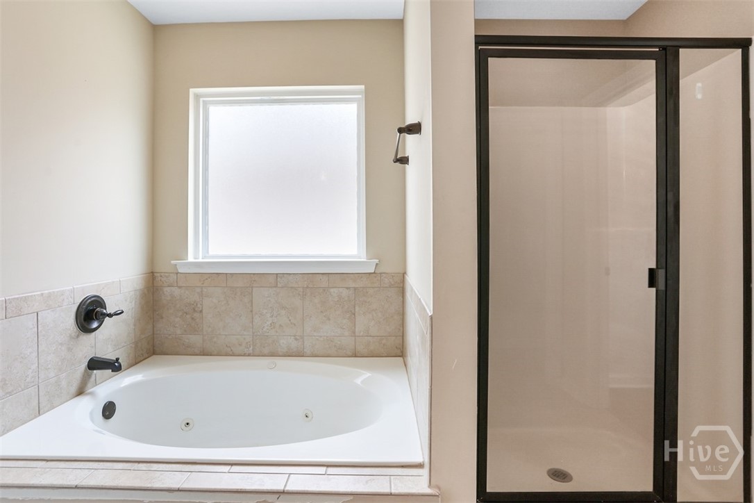106 Laguna Way Property Photo 24