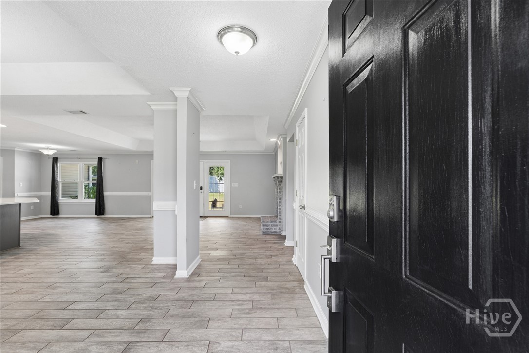 476 Roebling Road Property Photo 3