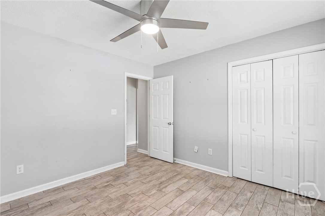 476 Roebling Road Property Photo 19
