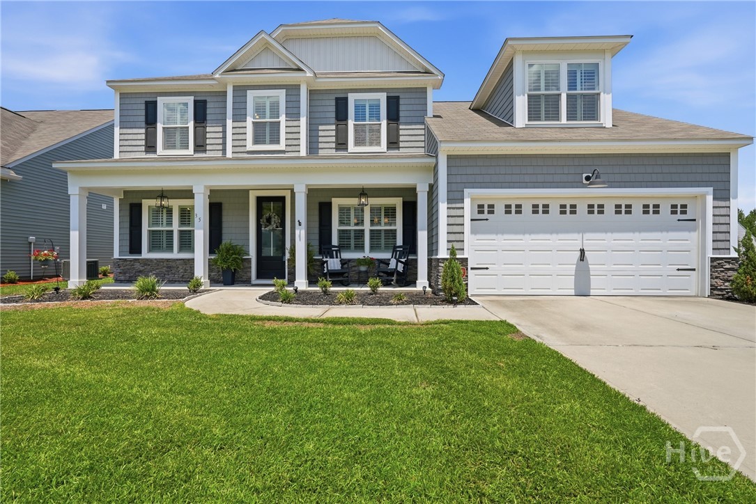 35 Henslow Field Property Photo