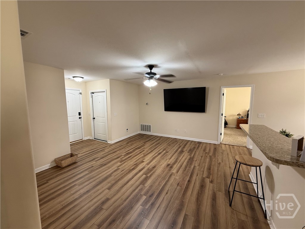 102 Black Pine Drive Property Photo 4