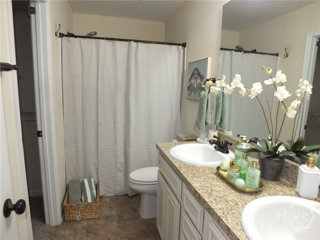 102 Black Pine Drive Property Photo 7