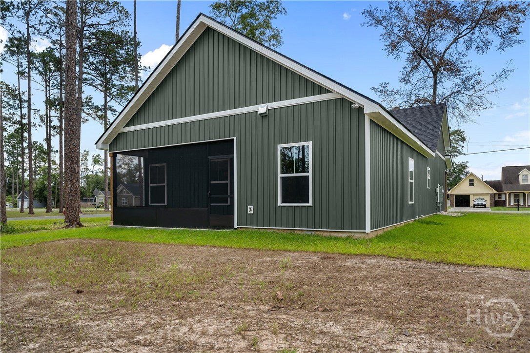 145 Waters Circle Property Photo 34