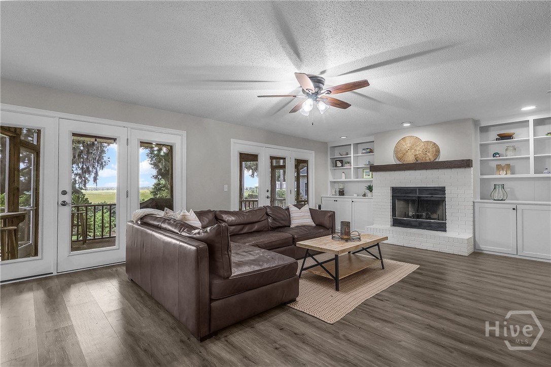 1154 River Drive Sw Property Photo 7