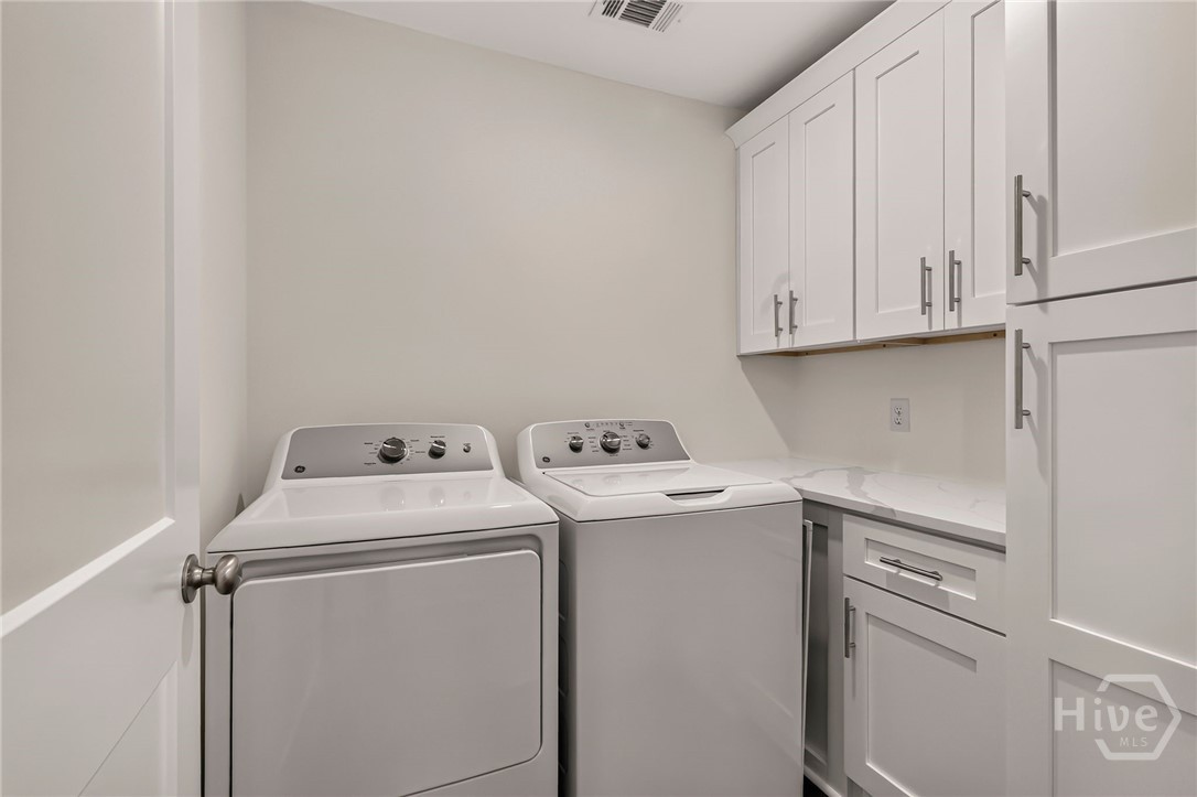1601 Grove Street Property Photo 31